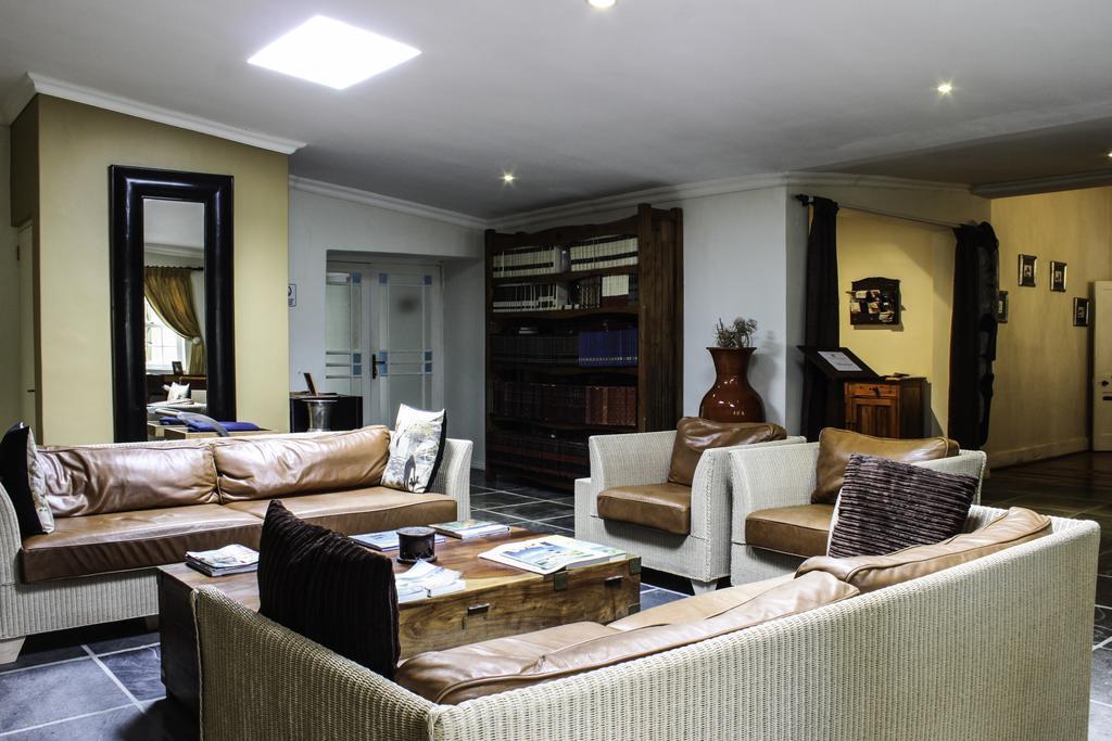 Somerset Villa Guesthouse Somerset West Exterior foto